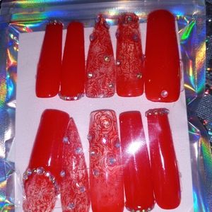 Red Lace Press On Nails
